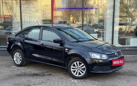 Volkswagen Polo VI (EU Market), 2013 год, 999 900 рублей, 3 фотография