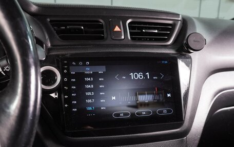 KIA Rio III рестайлинг, 2015 год, 1 099 000 рублей, 15 фотография