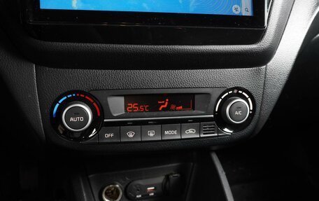 KIA Rio III рестайлинг, 2015 год, 1 099 000 рублей, 12 фотография