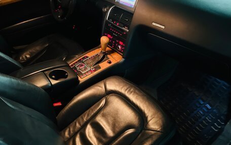 Audi Q7, 2006 год, 999 000 рублей, 24 фотография