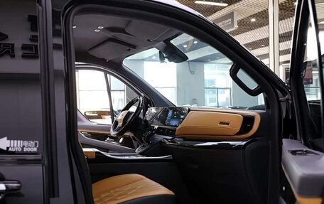 Ford Tourneo Custom I рестайлинг, 2024 год, 5 650 000 рублей, 12 фотография