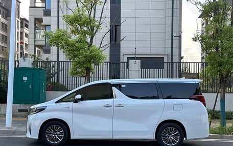 Toyota Alphard III, 2021 год, 6 924 000 рублей, 5 фотография
