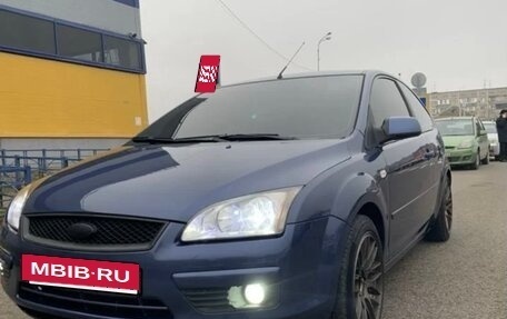 Ford Focus II рестайлинг, 2005 год, 500 000 рублей, 2 фотография