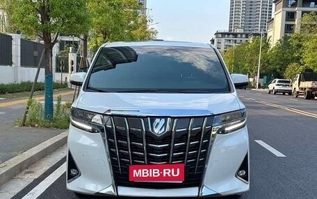 Toyota Alphard III, 2021 год, 6 924 000 рублей, 2 фотография