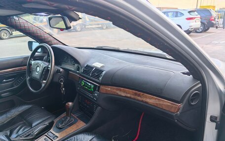 BMW 5 серия, 2001 год, 343 000 рублей, 14 фотография