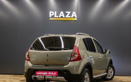 Renault Sandero I, 2014 год, 599 000 рублей, 3 фотография