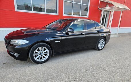 BMW 5 серия, 2012 год, 1 570 000 рублей, 3 фотография