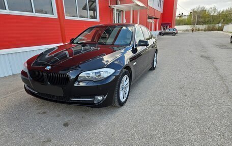 BMW 5 серия, 2012 год, 1 570 000 рублей, 2 фотография