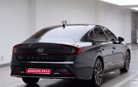 Hyundai Sonata VIII, 2022 год, 1 900 000 рублей, 3 фотография