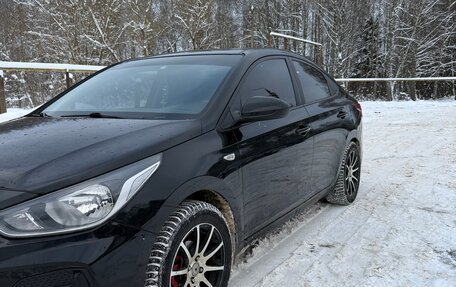 Hyundai Solaris II рестайлинг, 2018 год, 1 100 000 рублей, 6 фотография