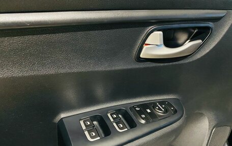 KIA Rio IV, 2021 год, 1 950 000 рублей, 34 фотография