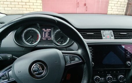 Skoda Octavia, 2017 год, 1 800 000 рублей, 10 фотография