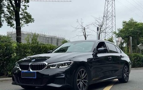 BMW 3 серия, 2021 год, 2 137 000 рублей, 3 фотография