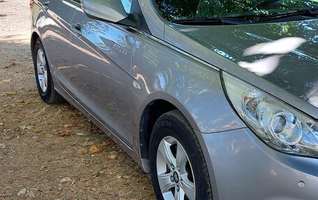 Hyundai Sonata VI, 2010 год, 950 000 рублей, 4 фотография