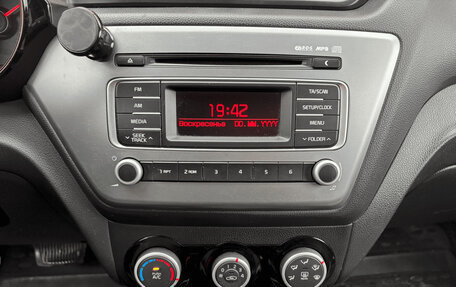 KIA Rio III рестайлинг, 2016 год, 920 000 рублей, 14 фотография