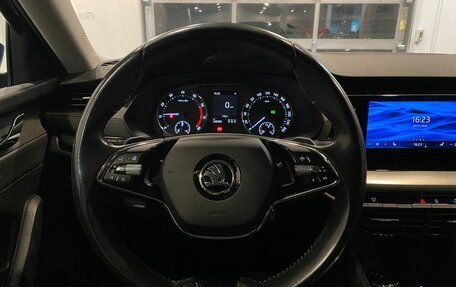 Skoda Octavia IV, 2022 год, 1 990 000 рублей, 10 фотография