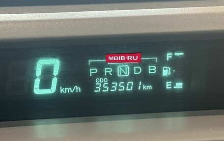 Toyota Prius IV XW50, 2000 год, 399 000 рублей, 11 фотография