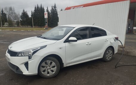 KIA Rio IV, 2020 год, 1 450 000 рублей, 3 фотография