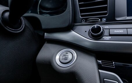 Hyundai Elantra VI рестайлинг, 2018 год, 1 350 000 рублей, 17 фотография