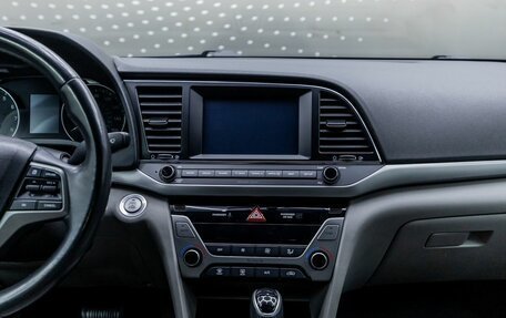 Hyundai Elantra VI рестайлинг, 2018 год, 1 350 000 рублей, 14 фотография