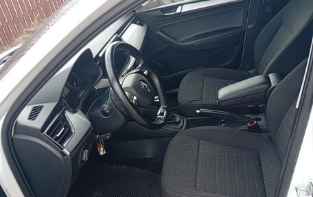 Skoda Rapid II, 2020 год, 2 100 000 рублей, 22 фотография