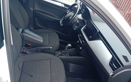 Skoda Rapid II, 2020 год, 2 100 000 рублей, 24 фотография