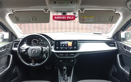 Skoda Rapid II, 2020 год, 2 100 000 рублей, 32 фотография