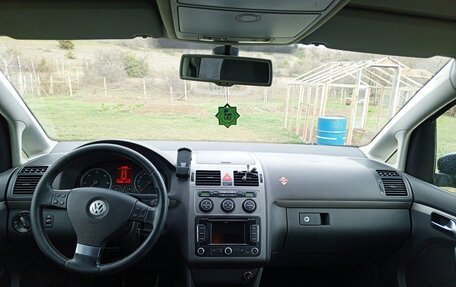 Volkswagen Touran III, 2008 год, 410 000 рублей, 8 фотография