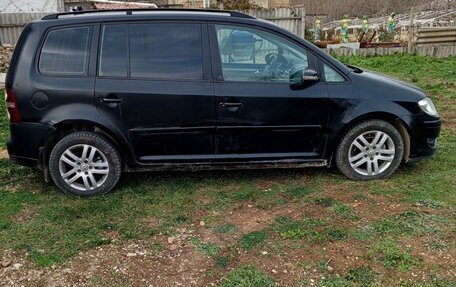 Volkswagen Touran III, 2008 год, 410 000 рублей, 4 фотография