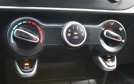 KIA Rio IV, 2020 год, 1 489 000 рублей, 15 фотография