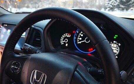 Honda Vezel, 2015 год, 1 550 000 рублей, 8 фотография