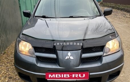Mitsubishi Outlander III рестайлинг 3, 2003 год, 750 000 рублей, 3 фотография