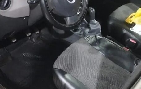 Renault Logan I, 2010 год, 350 000 рублей, 3 фотография