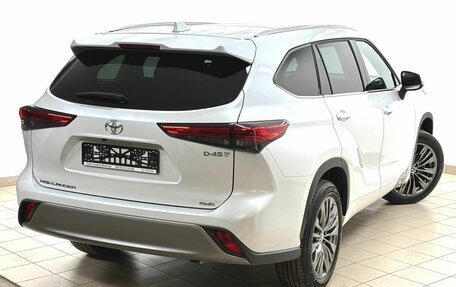 Toyota Highlander, 2025 год, 6 090 000 рублей, 9 фотография