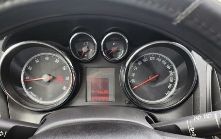 Opel Astra J, 2011 год, 759 999 рублей, 9 фотография