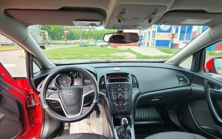 Opel Astra J, 2011 год, 759 999 рублей, 8 фотография