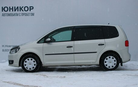 Volkswagen Touran III, 2011 год, 759 000 рублей, 2 фотография