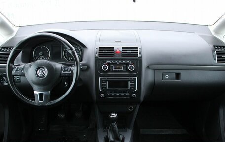 Volkswagen Touran III, 2011 год, 759 000 рублей, 8 фотография