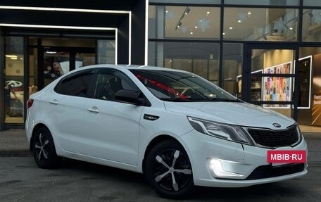 KIA Rio III рестайлинг, 2014 год, 740 000 рублей, 3 фотография