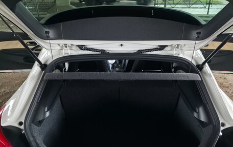 Volkswagen Scirocco III рестайлинг, 2011 год, 1 500 000 рублей, 15 фотография