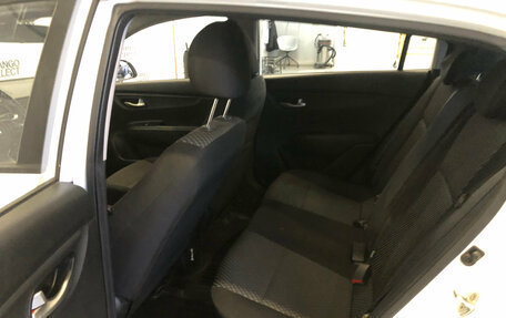 KIA Rio IV, 2020 год, 1 590 000 рублей, 15 фотография