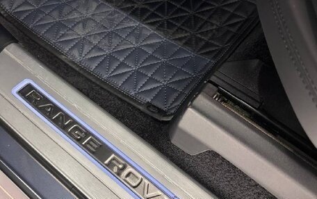 Land Rover Range Rover IV рестайлинг, 2021 год, 9 300 000 рублей, 29 фотография