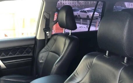 Toyota Land Cruiser Prado 150 рестайлинг 2, 2013 год, 4 050 000 рублей, 3 фотография