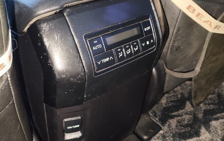 Toyota Land Cruiser Prado 150 рестайлинг 2, 2013 год, 4 050 000 рублей, 8 фотография