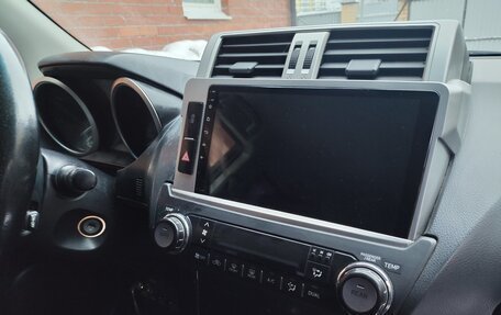 Toyota Land Cruiser Prado 150 рестайлинг 2, 2013 год, 4 050 000 рублей, 7 фотография