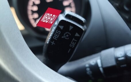 Toyota Land Cruiser Prado 150 рестайлинг 2, 2013 год, 4 050 000 рублей, 5 фотография