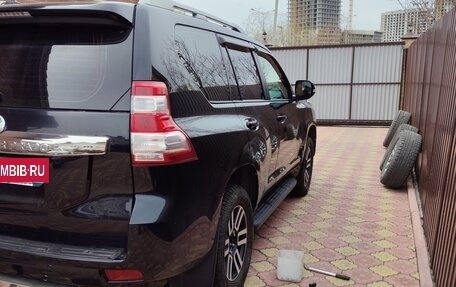 Toyota Land Cruiser Prado 150 рестайлинг 2, 2013 год, 4 050 000 рублей, 18 фотография