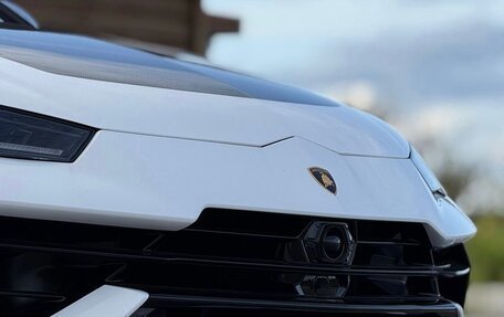 Lamborghini Urus I, 2024 год, 35 000 000 рублей, 5 фотография