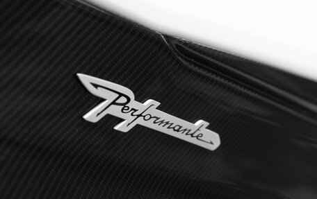 Lamborghini Urus I, 2024 год, 35 000 000 рублей, 16 фотография