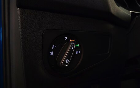 Volkswagen Tiguan II, 2019 год, 2 470 000 рублей, 11 фотография